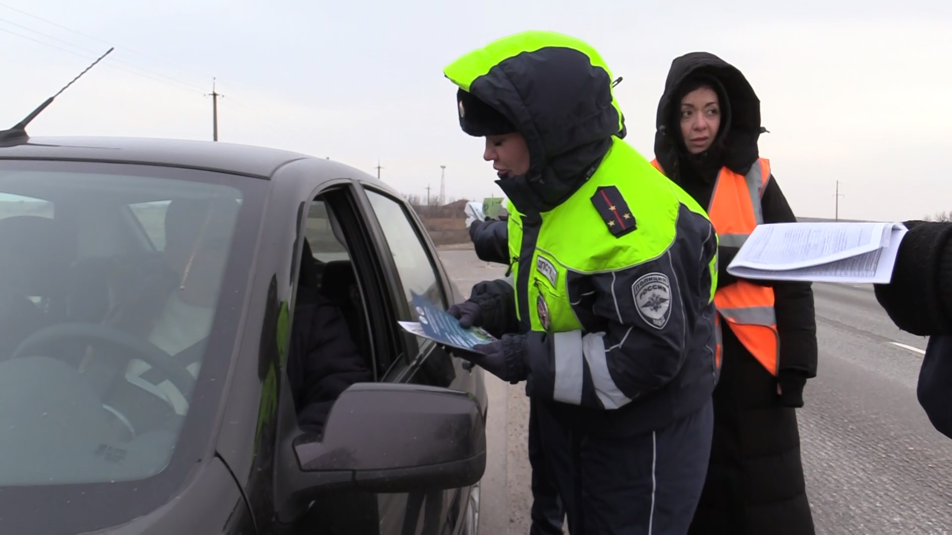 Полицейские провели профилактическую акцию на дорогах Дубовского района